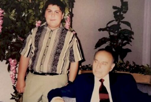 Talıbovun oğlu qardaşının Heydər Əliyevlə fotosunu paylaşdı