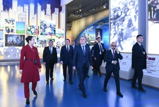 teMljebWW3kOQTt3vRuBAqRzjPNfyAvlHDpCryEI 825