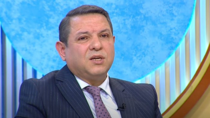 Maşında ölən vəzifəli şəxs əməkdar artistin qohumu imiş - FOTO