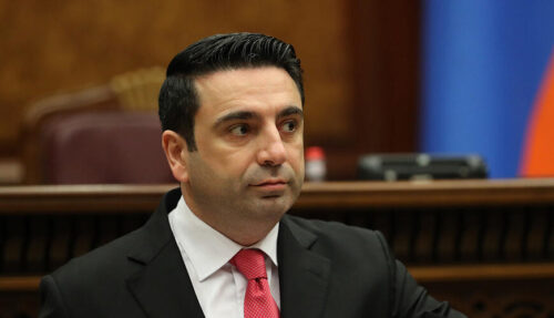 Simonyan 9 May paylaşımında Azərbaycandan yazdı