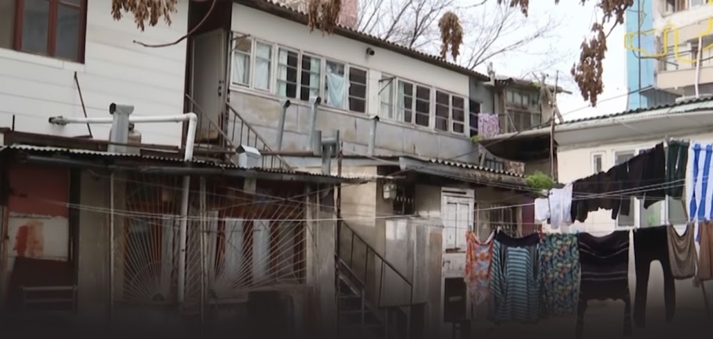 Bakıda bu binalar da sökülür: ailələrin aqibəti isə... – VİDEO 1 2 36