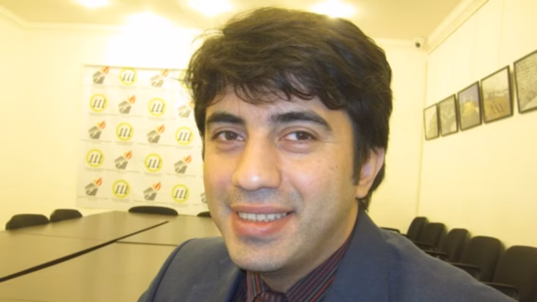 Emin Hüseynovun qadın paltarında qaçışı ilə bağlı İNANILMAZ DETALLAR