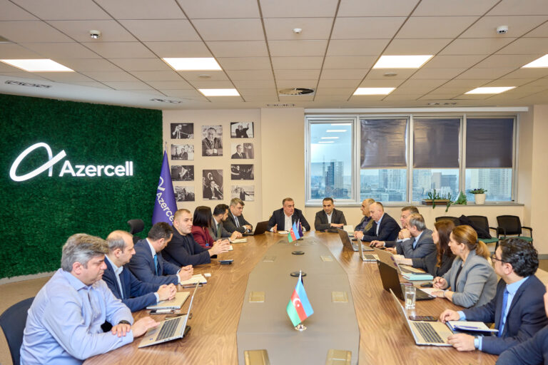 Azercell dayanıqlı rabitə modelini gücləndirir - FOTOLAR