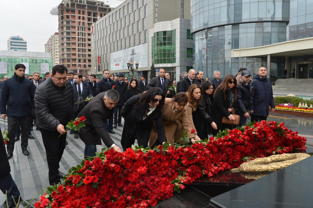 Deputatlar Xocalı soyqırımı abidəsini ziyarət etdi - FOTOLAR 6 WhatsApp Image 2026 02 26 at 12.24.16 1