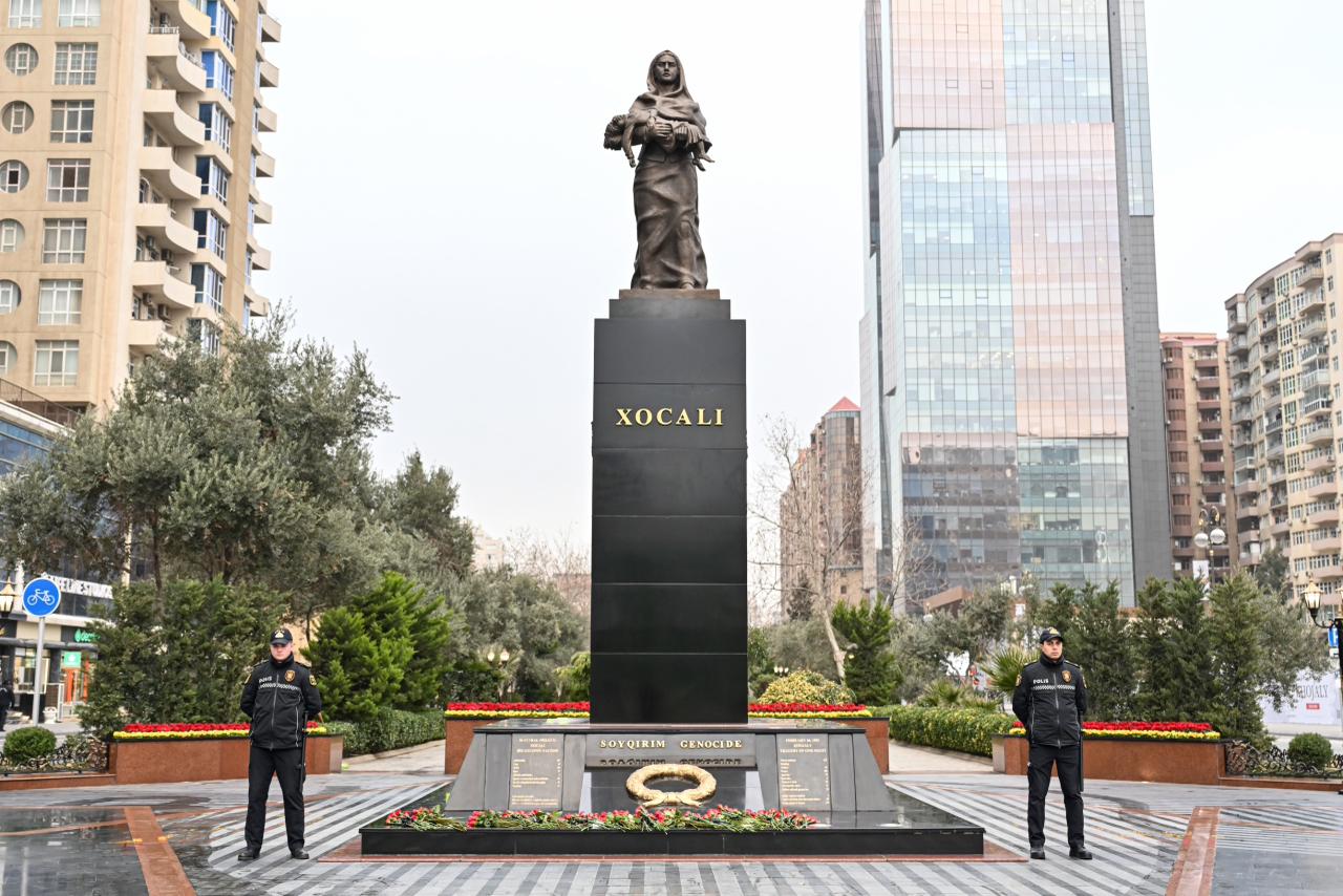 Deputatlar Xocalı soyqırımı abidəsini ziyarət etdi - FOTOLAR 2 WhatsApp Image 2026 02 26 at 12.24.17 1