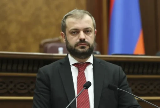 "Azərbaycandan gələn yanacaq ölkədə sürətlə satılır" – Papoyan 27 Y3nuoUrXFQ8STTRTMHcc3TvKfUA7IfKjl1For7hW 825 2