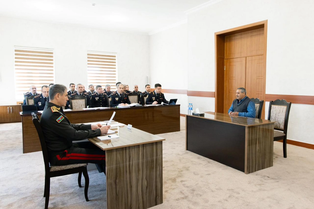 Vilayət Eyvazov vətəndaş qəbulu və sıra baxışı keçirdi - VİDEO 5 d 4