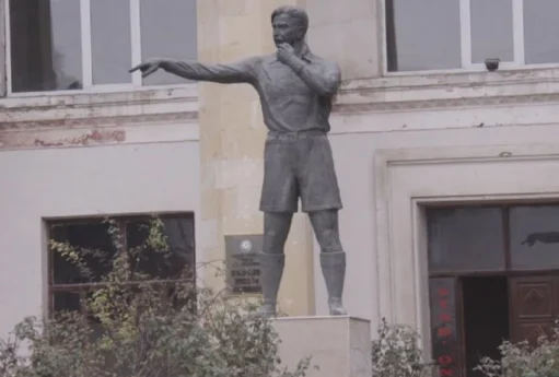 f6548a06 4b6d 3a34 9c8b e53b2ca8d51c 850