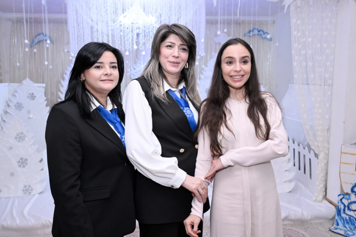 Prezidentin qızı və gəlini Gəncədə uşaq evi və məsciddə - FOTOLAR 3 fZfE702FvfOKSFtHXKiX9z8qpYAN53p0fDiH4zcV 1200