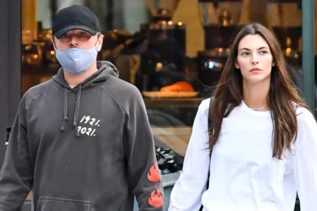 leonardo dicaprio vittoria Ceretti nyc 092425 1 25bf2e4e1b1c46f791f7eca43cdfae81