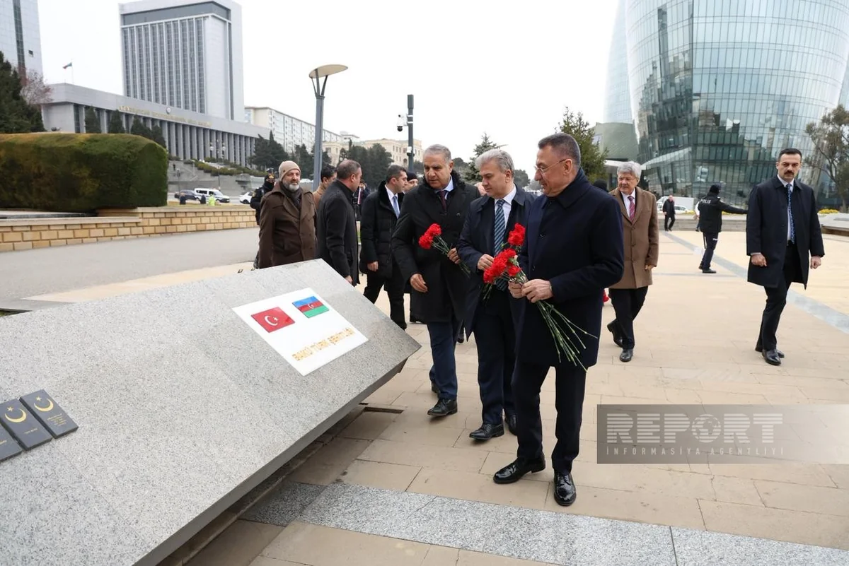 Fuat Oktay Bakıda Türk şəhidliyini ziyarət etdi - FOTOLAR 4 lh 4