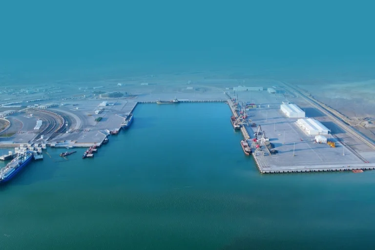 ADY-nin Bakı Limanı 423 124 ton səpkili yük aşırıb - FOTO