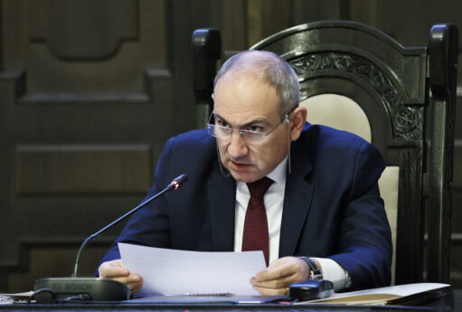 pasinyan yeni8 900x600 2