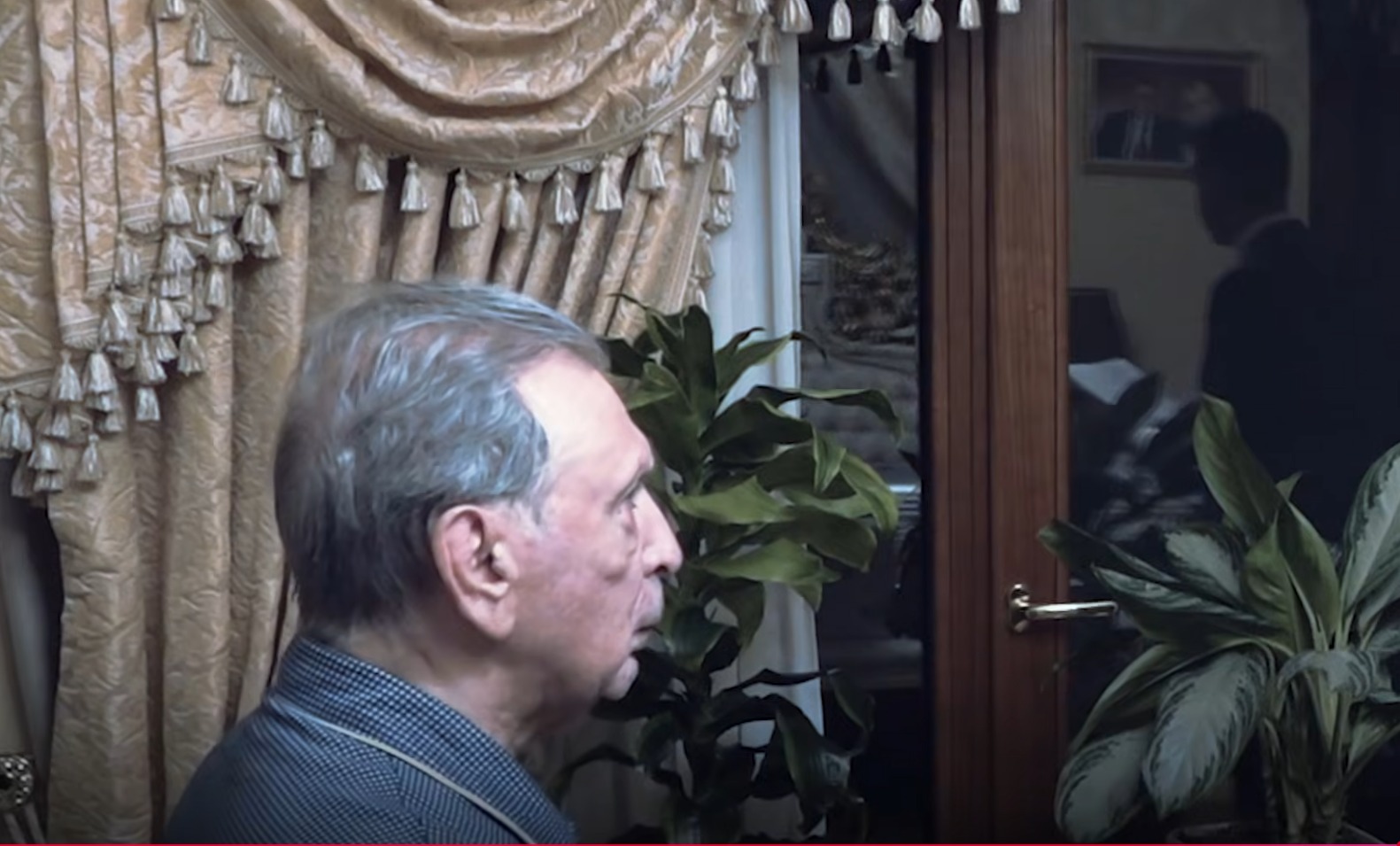 Ramiz Mehdiyevin evində axtarış anı: görün nələr tapıldı - VİDEO 1 ramiz 1
