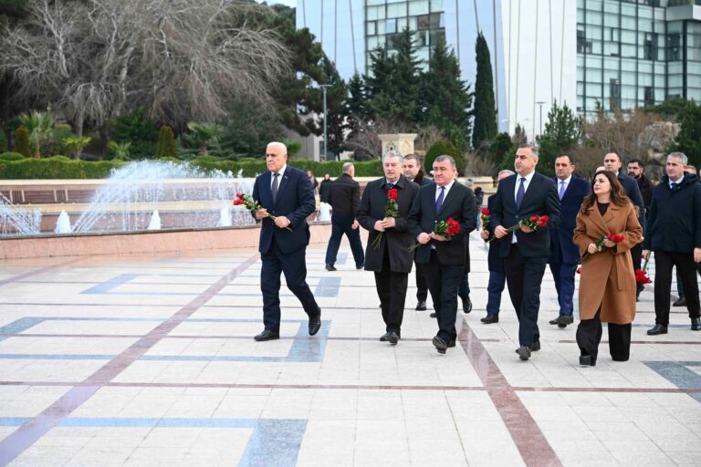 YAP Xətai rayon təşkilatının yaradılmasının 33 illiyi münasibətilə tədbir keçirildi - FOTOLAR