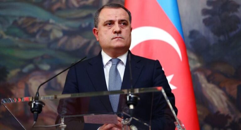 Ceyhun Bayramovun Ukraynaya səfəri başladı