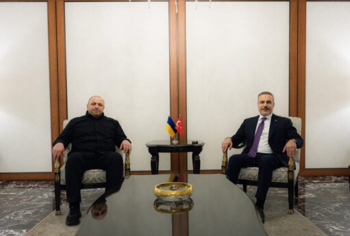 69c173b87522269c173b875223177428575269c173b87522069c173b875221 5