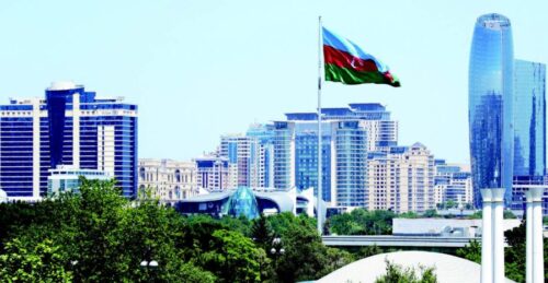 İrəvanda bayraq skandalı: Rəsmi Bakıdan reaksiya