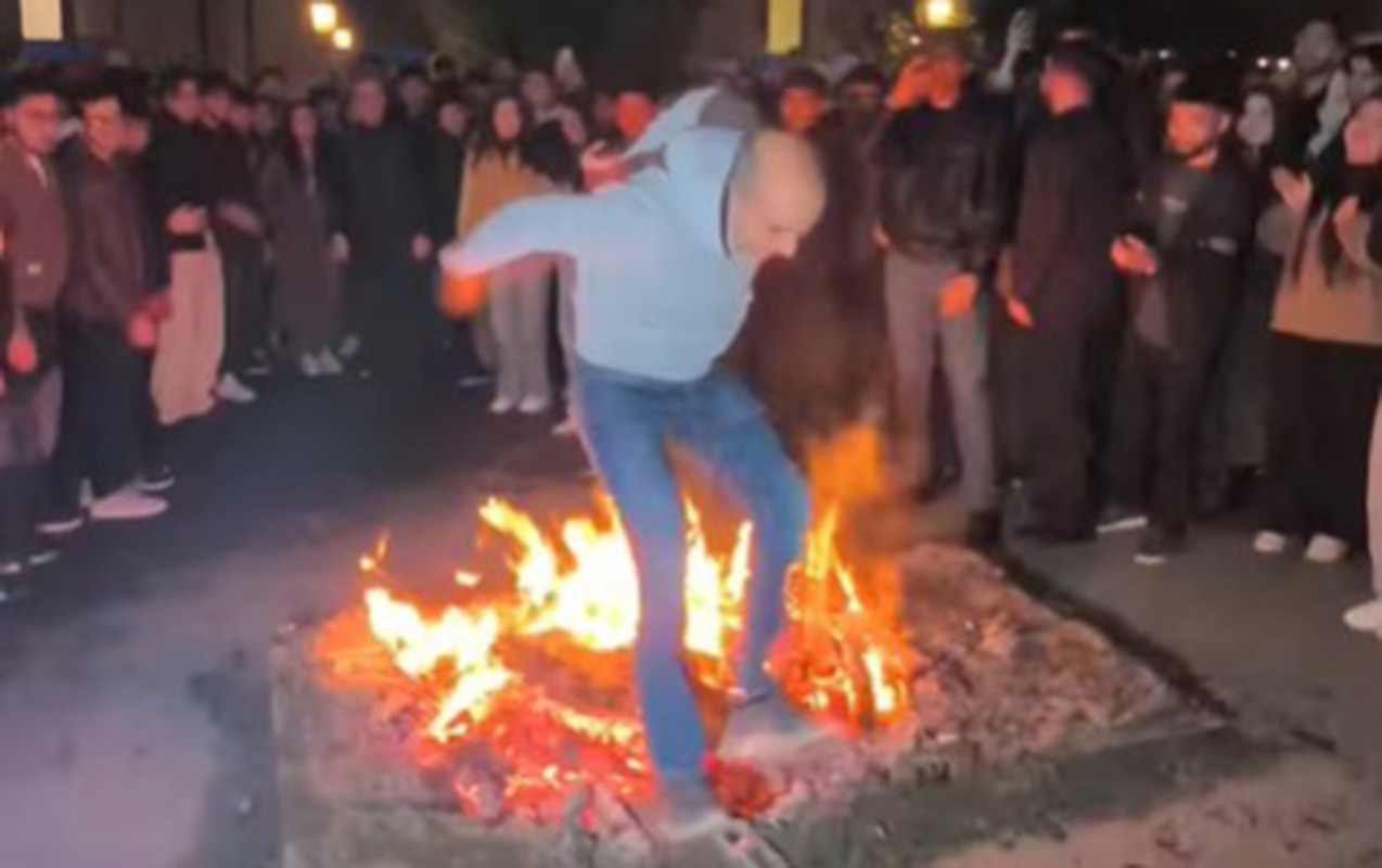 Nazir Xankəndidə tələbələrlə yallı getdi, tonqaldan tullandı – VİDEO 1 gallery news 202603060805060 12