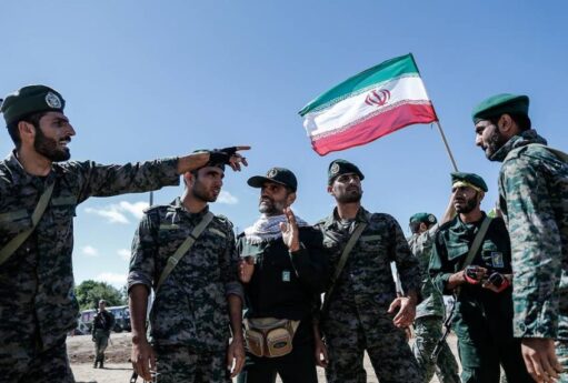 İran müharibədə görünməmiş addım atdı – Pərdəarxası detallar üzə çıxdı 19 iran ordu 12 900x572 2