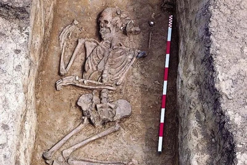 Bu qadın kişi kimi basdırılıb: səbəbi təəccüb doğurdu - FOTO 2 macaristan 1
