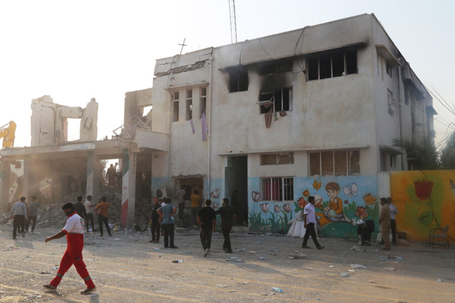 İranda qız məktəbi səhvən vurulub, hədəf başqa imiş – Dəhşətli iddia