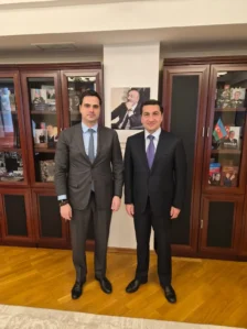 Hikmət Hacıyevlə Elçin Qasımov Bakı-Bratislava əməkdaşlığını müzakirə etdilər