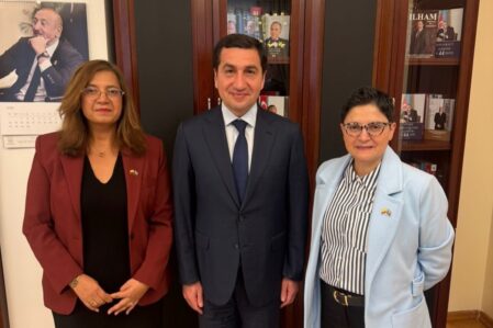 Hikmət Hacıyev mina problemi və yeni əməkdaşlıq imkanlarını açıqladı