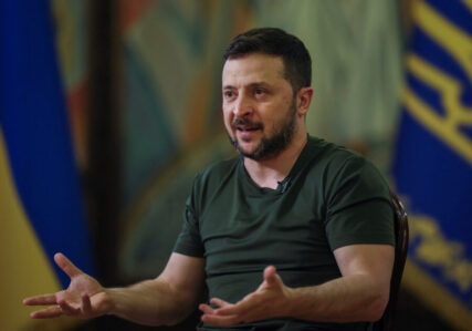Zelenski atəşkəs elan etdi