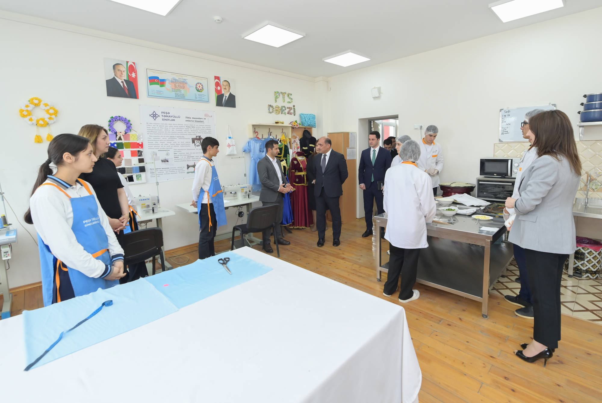 Elm və təhsil nazirinin müavini Qubada pedoqoji heyətlə görüşdü 13 ETN 9844 015