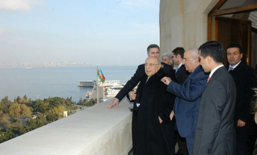 Prezidentə sui-qəsd PLANI: “Qayıt Bakıya, vəziyyət pisdir…” – Sabiq hakim sirləri açır