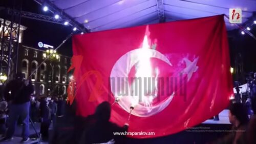 İrəvandan yayılan görüntü Türkiyəni qarışdırdı – Paşinyanı təşvişə salan olay