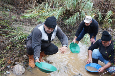 Yerdə tapılır: qramı 17 min manatdır – FOTO