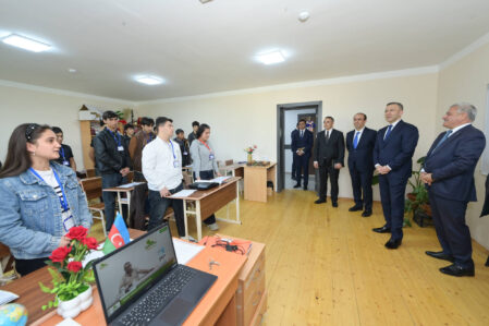 Aparat rəhbəri Tərtərdə təhsil müəssisələrinin fəaliyyəti ilə tanış oldu – FOTOLAR