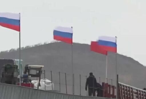 d3d452bf eb8b 4bdc aac4 f30f1f822626