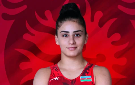 Günay Avropadan bürünclə qayıdır