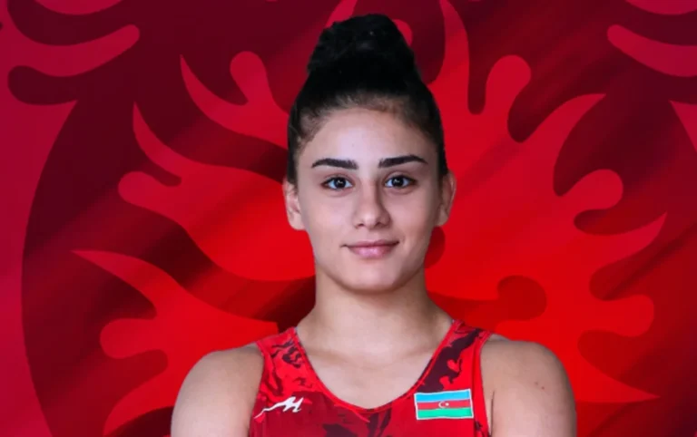 Günay Avropadan bürünclə qayıdır