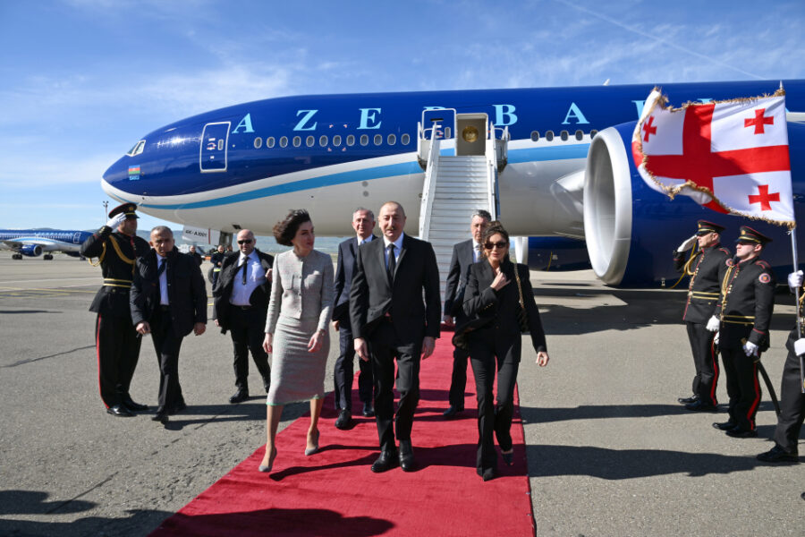Prezident və xanımı Gürcüstanda dövlət səfərindədir – FOTOLAR