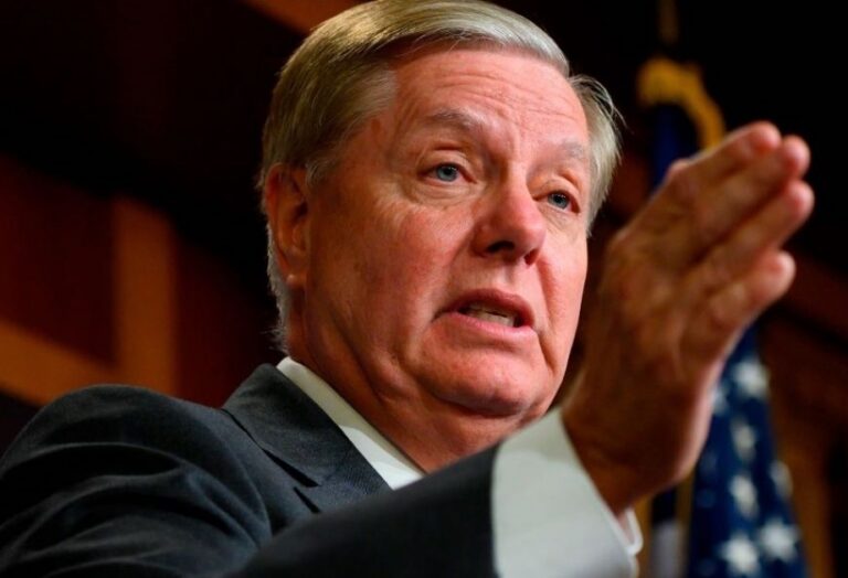 "İran Hörmüzü açmasa, rejim məhv ediləcək" - Amerikalı senatordan xəbərdarlıq