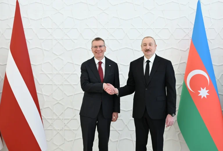 Rinkeviçs İlham Əliyevi Latviyaya dəvət etdi