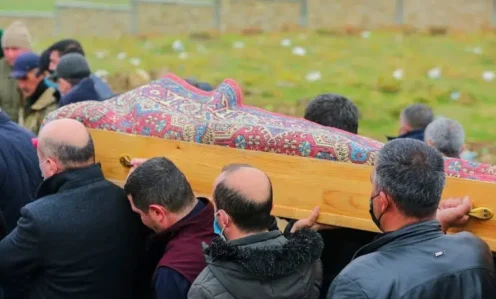 14 yaşlı qızla hamamda boğulan gəncin FOTOSU