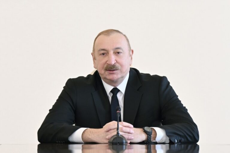 Güləşimizin böyük ənənələri var - Prezident