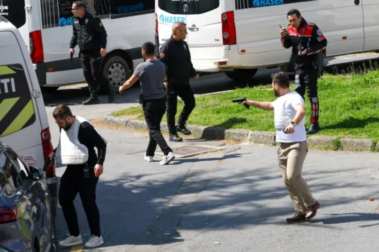 İstanbuldak silahlı insidentlə bağlı 11 nəfər həbs edildi