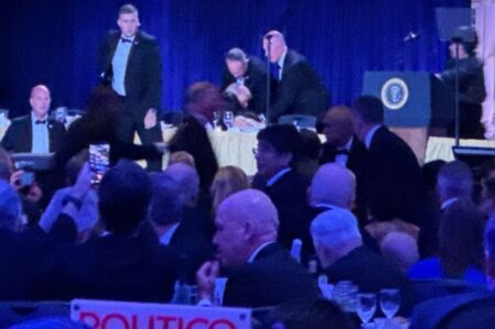 Trampa sui-qəsd cəhdi haqda inanılmaz iddia: O təşkil edib!