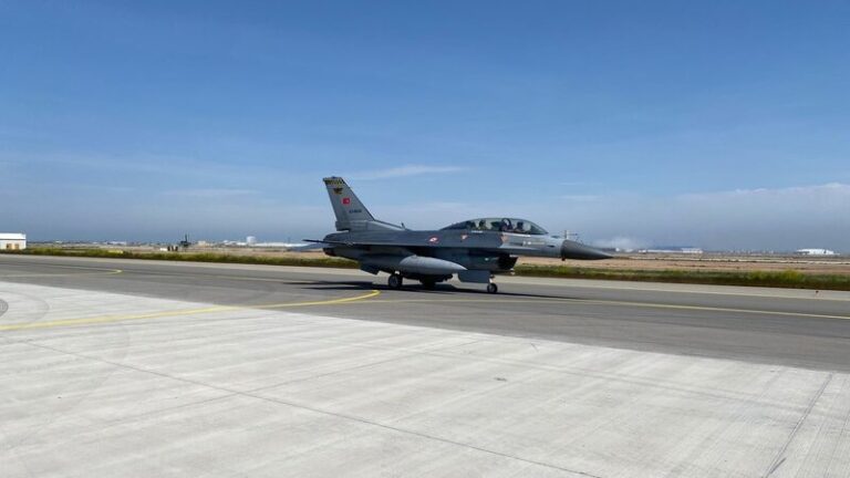 F-16-lar Azərbaycanda - FOTOLAR