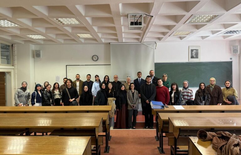 Türkiyənin Mərmərə Universitetində İntiqam Yaşarla görüş keçirildi
