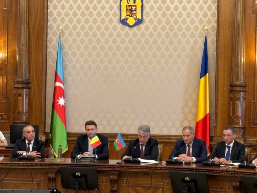 Rumıniya Senatında Heydər Əliyevə həsr olunmuş tədbir keçirilib - FOTO 3 3 14