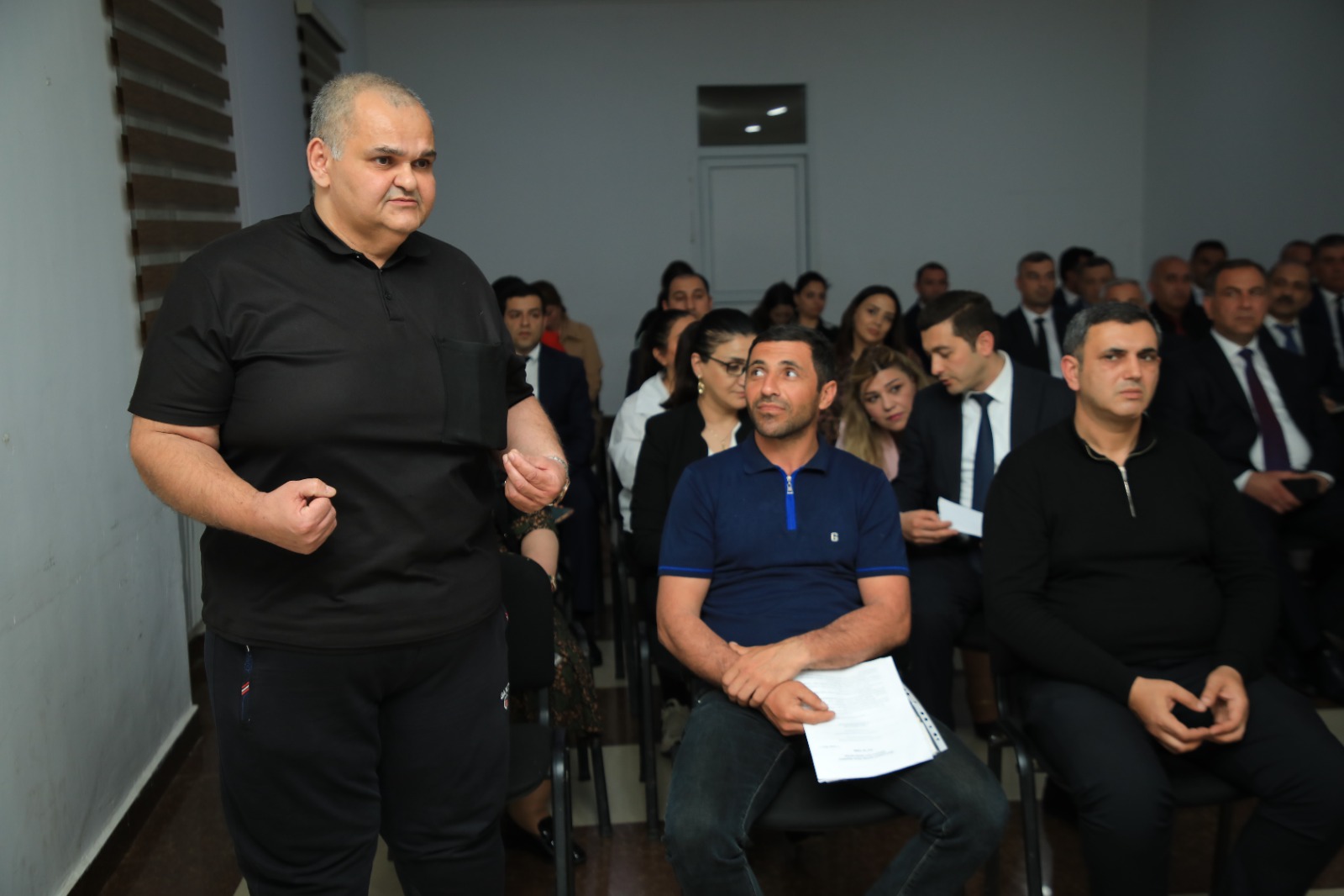 Niyazi Bayramov növbəti dəfə vətəndaşların müraciətlərini dinlədi - FOTOLAR 5 6 1
