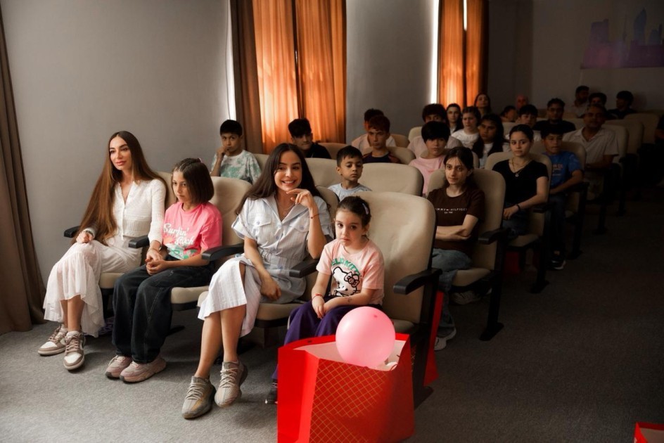 Leyla Əliyeva və Arzu Əliyeva Lənkəranda uşaq evini ziyarət etdilər – FOTOLAR 7 69f8afffc61d669f8afffc61d7177790566369f8afffc61d469f8afffc61d5 2