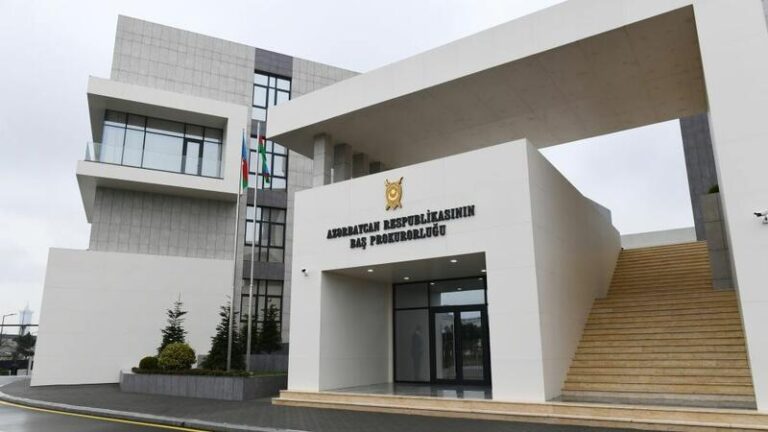 Baş Prokurorluq dövlət ittihamçısı ilə bağlı yayılan məlumatlara aydınlıq gətirdi